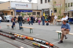 Biergarten - Ofenwerk im Hintergrund