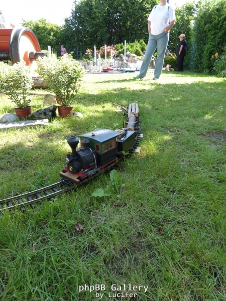 Hier gibt es auch kleine Feinheiten von RalfB