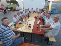 Das gemeinsame Abendmahl zur Feier des gelungenen Sommerfestes