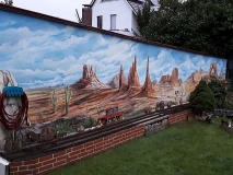 Peters Anlage - Garagenwand