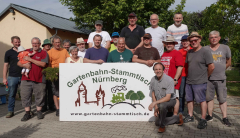 Stammtischteam beim Aufbau