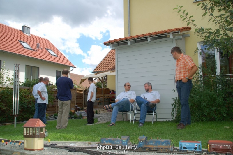 Stammtischler beim Fachsimpeln