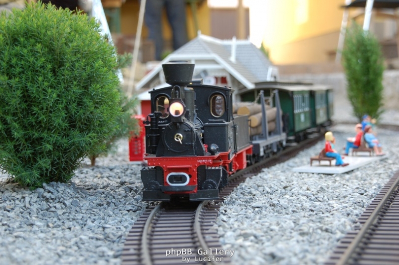 99 2115 in der Kehrschleife