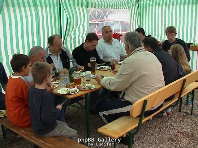 Speisung hungriger Eisanbahner